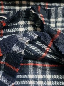 Stylish Plaid Scarf