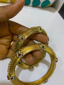 Pair Of 2 Bangles