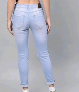 Women Blue Skinny Fit Mid-Rise Slash Knee Stretcha