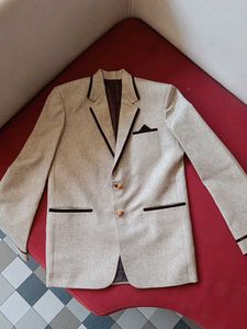 Vintage Trimmed Blazer