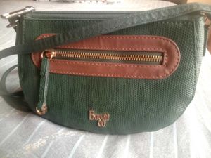 Baggit Sling .