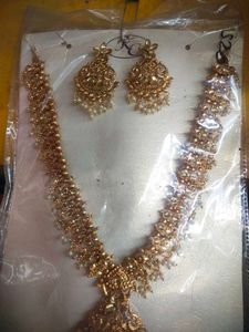 Necklace &amp; Earring Set