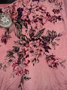 Floral Embroidered Kurta