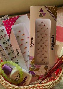 Assorted Bindi &amp; Beauty Set