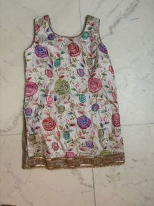 Floral Embroidered suit