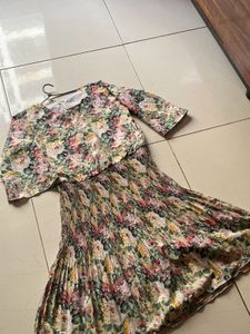 CUTE FLORAL MIDI 🪻🌼