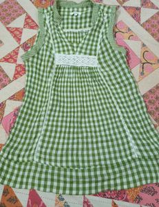Bossini Green Checkered Top