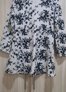 Floral Embroidered Tunic Top