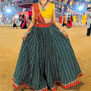 Stylish Lehenga Choli Set