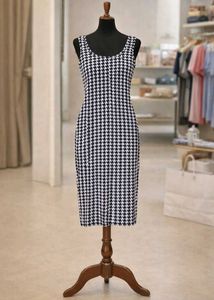 Chic Houndstooth (S Size) Bodycon Dress