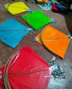 Pack Of 5 Different Colors Kites🪁