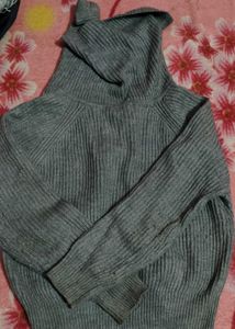 Ribbed Zip-Up Knit Cardigan