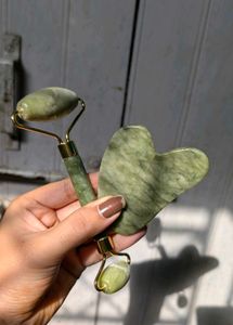 Face Roller And Gua Sha