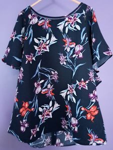 Floral Printed Top(Canadian Specialty Brand: Cleo Petities), Size: M/L