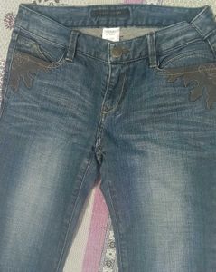 Embroidered Pocket Flare Jeans