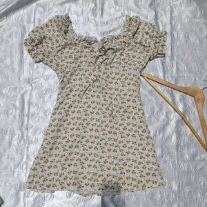 Sale 💌Floral Pinterest Dress 👗