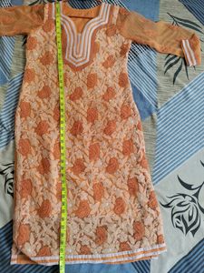 Lukhnvi Kurti