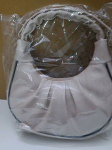 Elegant Crescent Shoulder Bag