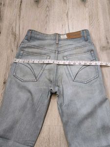 Ma2060 Aar-Ef bootcut jeans waist 28 inches