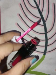 Combo Offer  (Lipstick+Lipbalm)