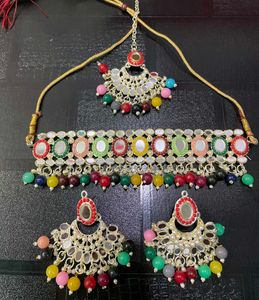 Beautiful Multicolour Jwellery Set