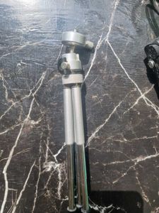 Canon Metal tripod stand