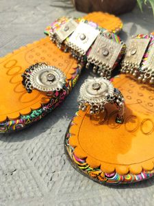 🌺ATTRACTIVE FLATS WOMEN