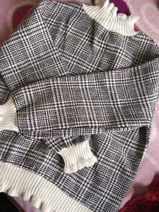 Stylish Plaid Pullover Sweater