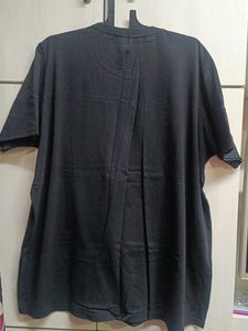 Black Printed T-shirt Like New