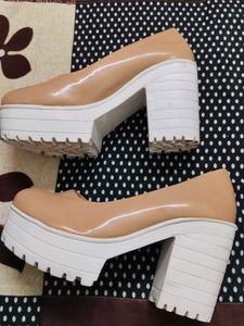 Women Heels 👠