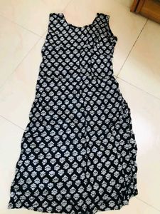 Black And White Sleeves Kurti