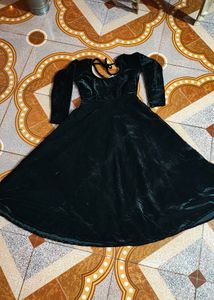 Self Stiched Velvet Umbrella Frock With Dupatta