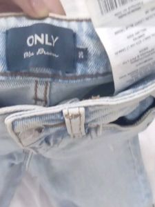 Light Wash Denim Jeans