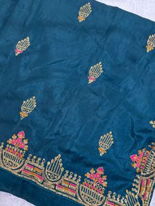 Elegant Saree with Stitched Blouse(upto 44in)