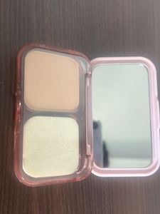 Maybelline New York Clear Glow spf32