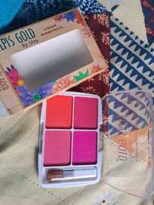 4 Colour Blusher Palette