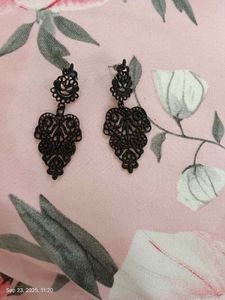 Elegant Black Dangle Earrings