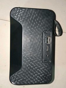 This is a portable blutooth speker