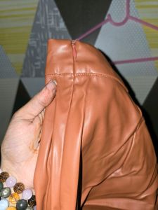 Urbanic With Tag Skirt S