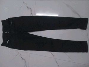 combo offer white trouser + black denim jeans