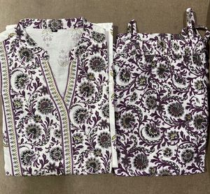 Floral Printed Kurta Set With Pants
