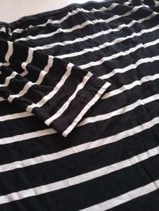 BOAT NECK TOP