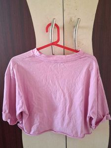 pink &#34;JENYFER&#34; printed crop t-shirt size-M