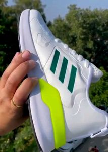 7@ Quality Adidas New Sports Shoes Articles
