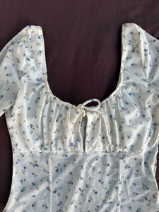 H&amp;M deep neck long floral mesh bodysuit/Size-S