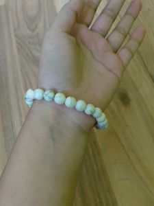 Howlite stone Beaded Bracelet