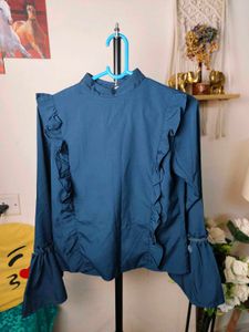 Ruffled Long Sleeve Top