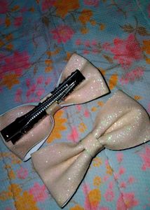 Pair Of Cute Bow Hair Clip For Sale 🎀