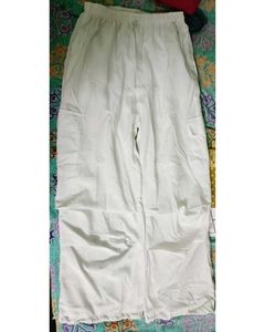 Combo Black Cargo And White Parachute