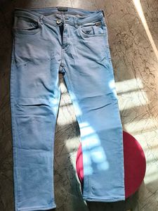 Light Wash Denim Jeans